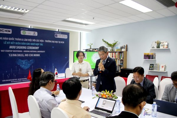 ANU - VSI - Ký kết hợp tác chiến lược đại học quốc gia Andong - Vườn ươm khởi nghiệp Việt 9